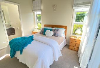 Nottinghill B n B allows 18 year olds to book a room