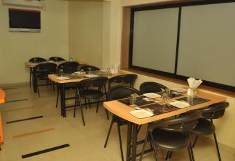 Hotel Premier has Smoking/Balcony rooms