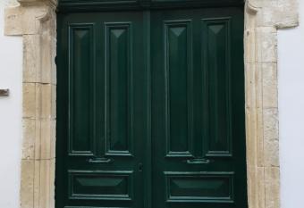 Anefani House has Balcony rooms