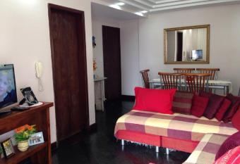 Apartamento Praia do Forte has Smoking rooms