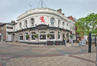 The Red Lion Hotel allows 18 year olds to book a room