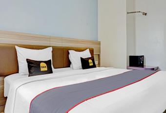 Townhouse OAK JP Hotel allows 18 year olds to book a room