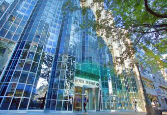 Hotel Dubrovnik allows 18 year olds to book a room