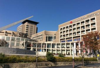 Keihanna Plaza Hotel allows 18 year olds to book a room