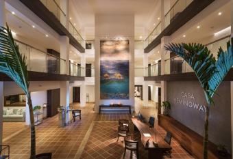 Hotel Casa Hemingway allows 18 year olds to book a room