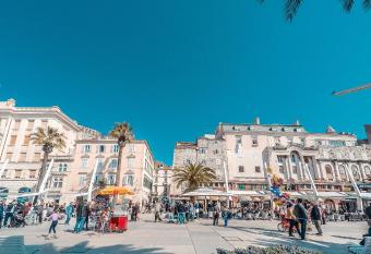 Hotel Kastel 1700 allows 18 year olds to book a room