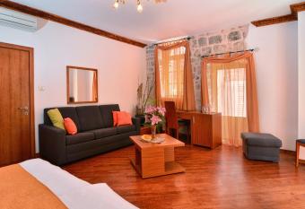 Villa Nora Hvar has Balcony rooms