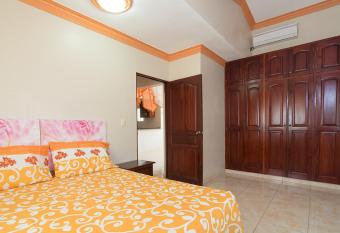 Altagracia Apartments Santo Domingo allows 18 year olds to book a room