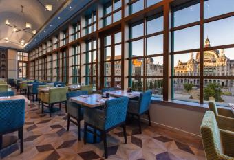 Radisson BLU Astrid Hotel, Antwerp allows 18 year olds to book a room