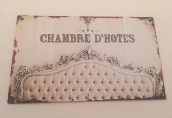 B&B Les Muscades allows 18 year olds to book a room