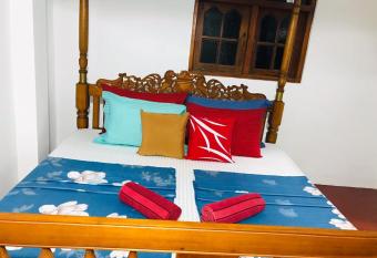 SunshineJP Guest House and bick rentel has Balcony rooms