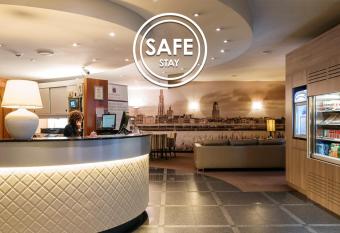 Astoria Hotel Antwerp allows 18 year olds to book a room