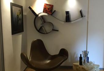 Indipendenza Boutique has Balcony rooms