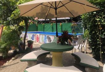 Cabinas Ole Caribe has Balcony rooms