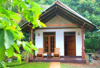 Green View Safari Resort has Balcony rooms