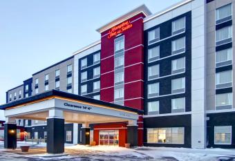 Hampton Inn & Suites by Hilton Grande Prairie allows 18 year olds to book a room