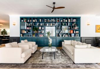 The President Brussels Hotel allows 18 year olds to book a room