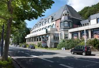 Mercure Namur Hotel allows 18 year olds to book a room