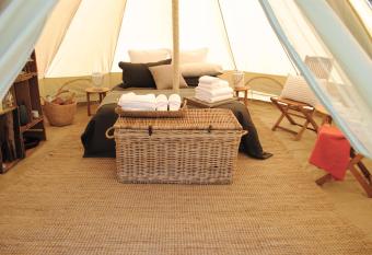 Cosy Tents - Daylesford allows 18 year olds to book a room