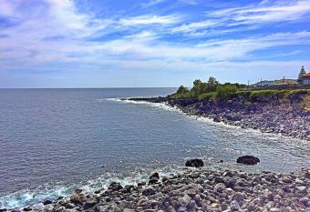 TINA 3B - Alojamento Local - RRAL 760 has Balcony rooms