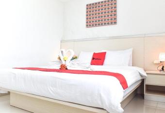 Liberta Hotel Grand Sayang Makassar allows 18 year olds to book a room