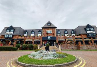 Village Hotel Manchester Cheadle allows 18 year olds to book a room