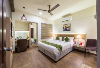 Treebo Trend Nestlay Casa has Balcony rooms