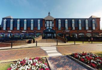 Village Hotel Nottingham allows 18 year olds to book a room