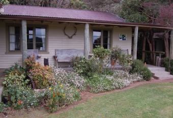 Wheatly Downs Farmstay and Backpackers allows 18 year olds to book a room