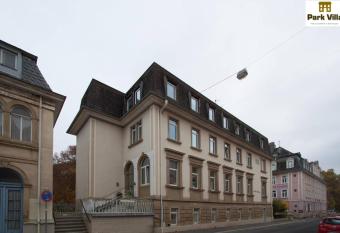 Park Villa Apartments has Balcony rooms