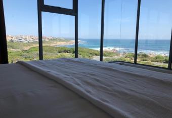 Marine 5 Boutique Hotel has Balcony rooms