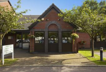 Campanile Milton Keynes - Fenny Stratford allows 18 year olds to book a room