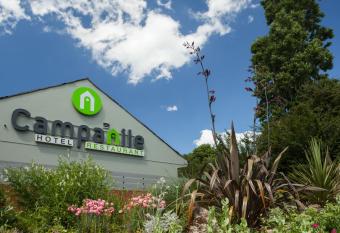 Campanile Hotel - Basildon - East of London allows 18 year olds to book a room