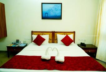 KSTDC Hotel Mayura Pine Top Nandi Hills has Balcony rooms