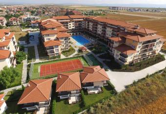 Apartcomplex Chateau Aheloy allows 18 year olds to book a room