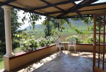 Oranje Guest Farm has Balcony rooms