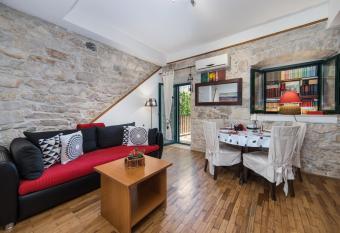 Apartments Gajeta has Balcony rooms