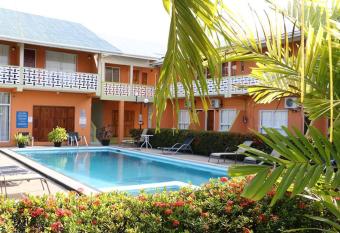 Viola s Place allows 18 year olds to book a room