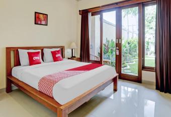 Sakura Guest House allows 18 year olds to book a room