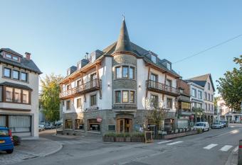 Hotel du Commerce has Balcony rooms