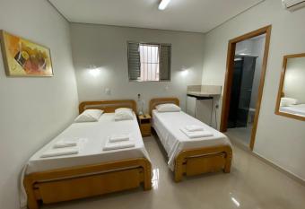 Missouri Hotel allows 18 year olds to book a room