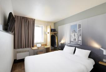 B&B HOTEL Bourges 1 allows 18 year olds to book a room