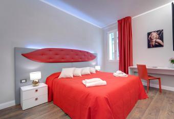 Dolce Vita Suite has Balcony rooms