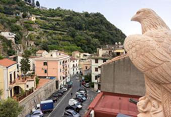 B&B Lemons Coast allows 18 year olds to book a room