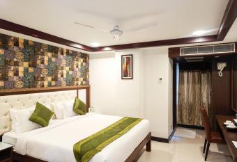 Treebo Trend Empire has Smoking rooms