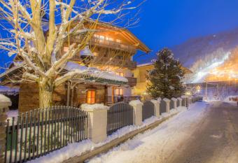 Hotel Garni Landhaus Platzer has Balcony rooms
