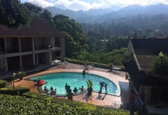 Hotel Ariandri Puncak allows 18 year olds to book a room