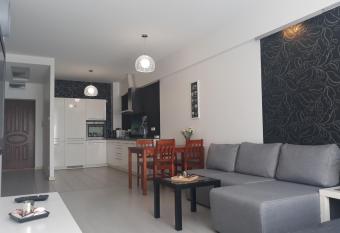 Apartament Warszawska has Balcony rooms