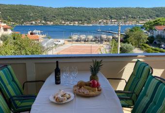 Apartments Poljak has Balcony rooms