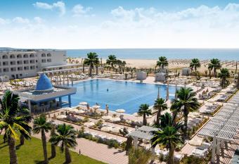 Occidental Marco Polo allows 18 year olds to book a room